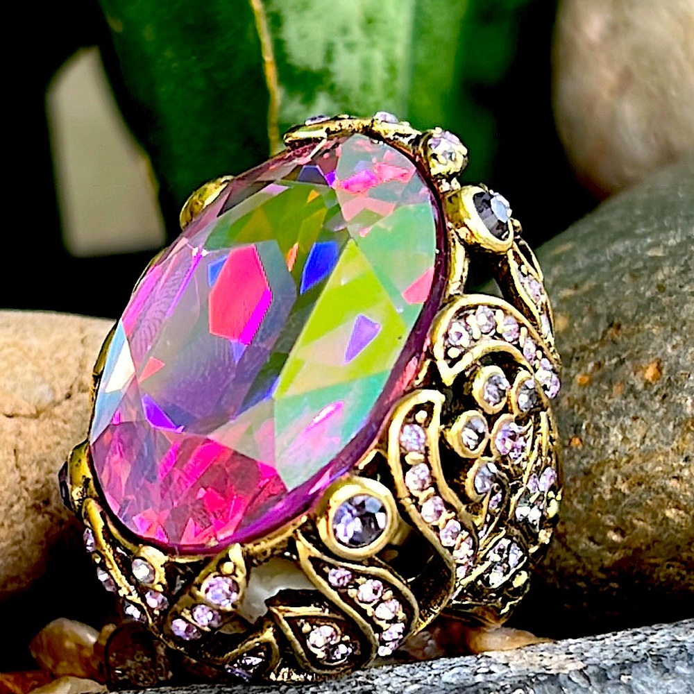 Heidi Daus dare to wear ring